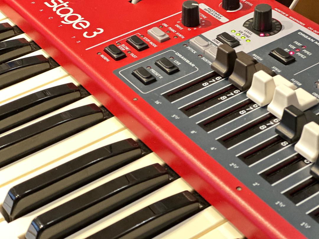 Nord Stage 3 Compact(専用ケース付き) 画像4