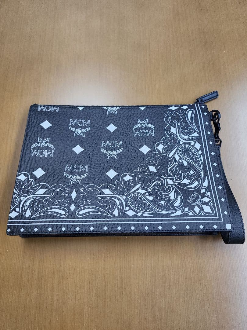 MCM バンダナ柄 クラッチバッグ