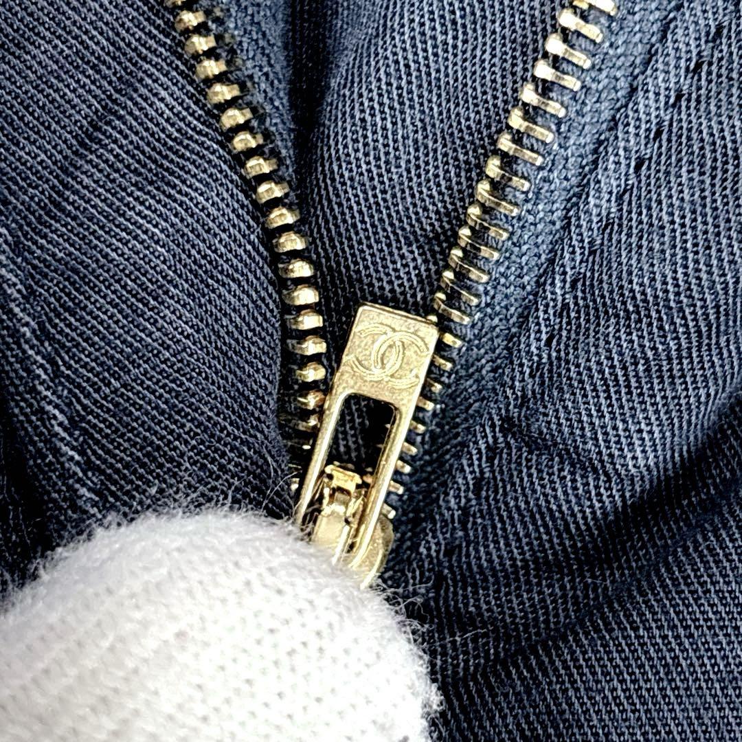 美品 シャネル クロップドパンツ リネン混 ひまわりボタン ココ