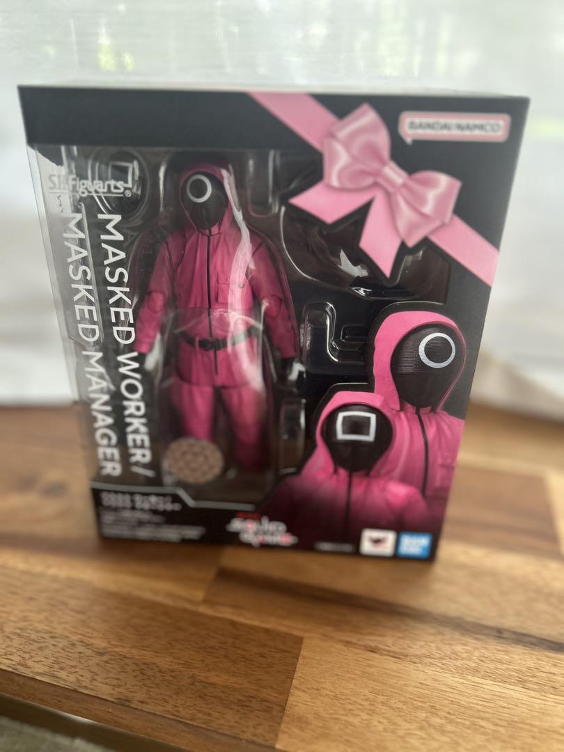 SHFiguarts イカゲーム マスクドワーカー / マスクドマネージャー S.H.Figuarts マスクド ワーカー/マスクド マネージャー | 魂ウェブ