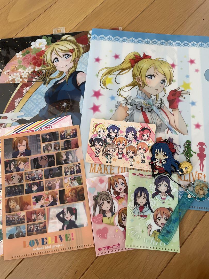 【超お買い得！】 ラブライブ μ'sグッズまとめ売り - メルカリ ピンズ・ピンバッジ・缶バッジ