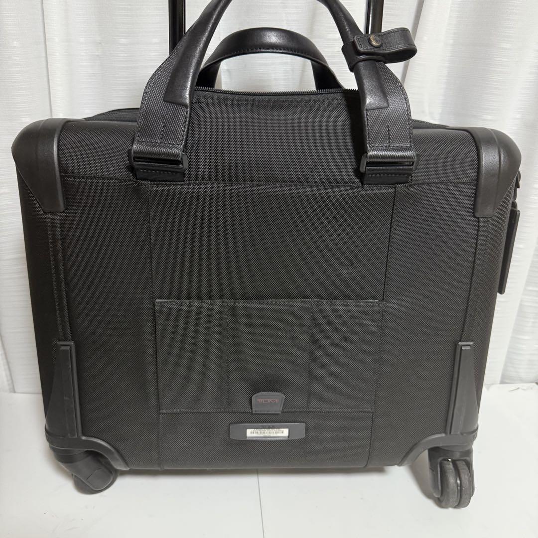 TUMI トゥミ 26627D2 キャリーケース PCケース付 機内持込可 TUMI トゥミ キャリーケース ブラック 黒 26627D2 : ブランド