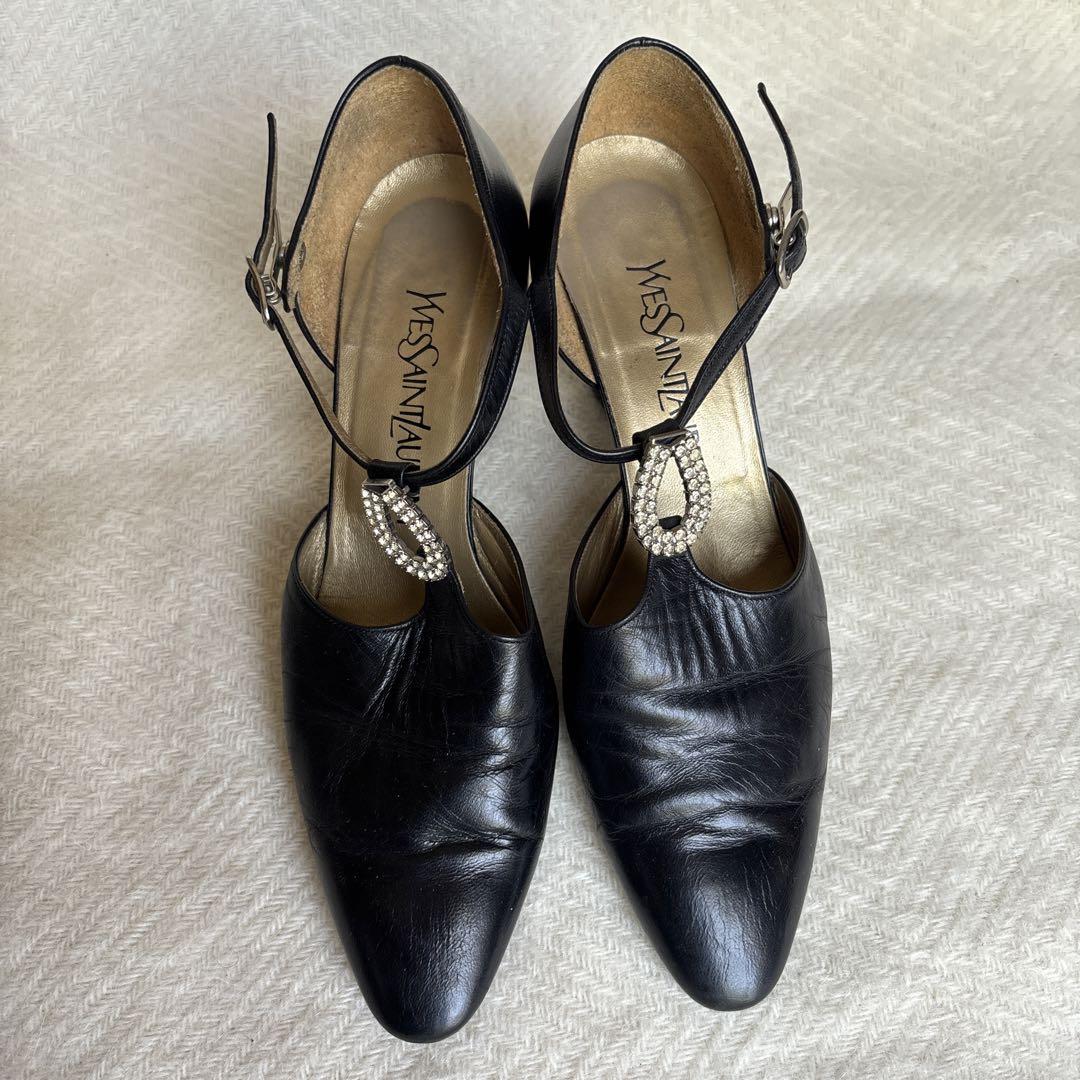 Yves Saint Laurent ブラックレザーシューズ　ビジュー付き