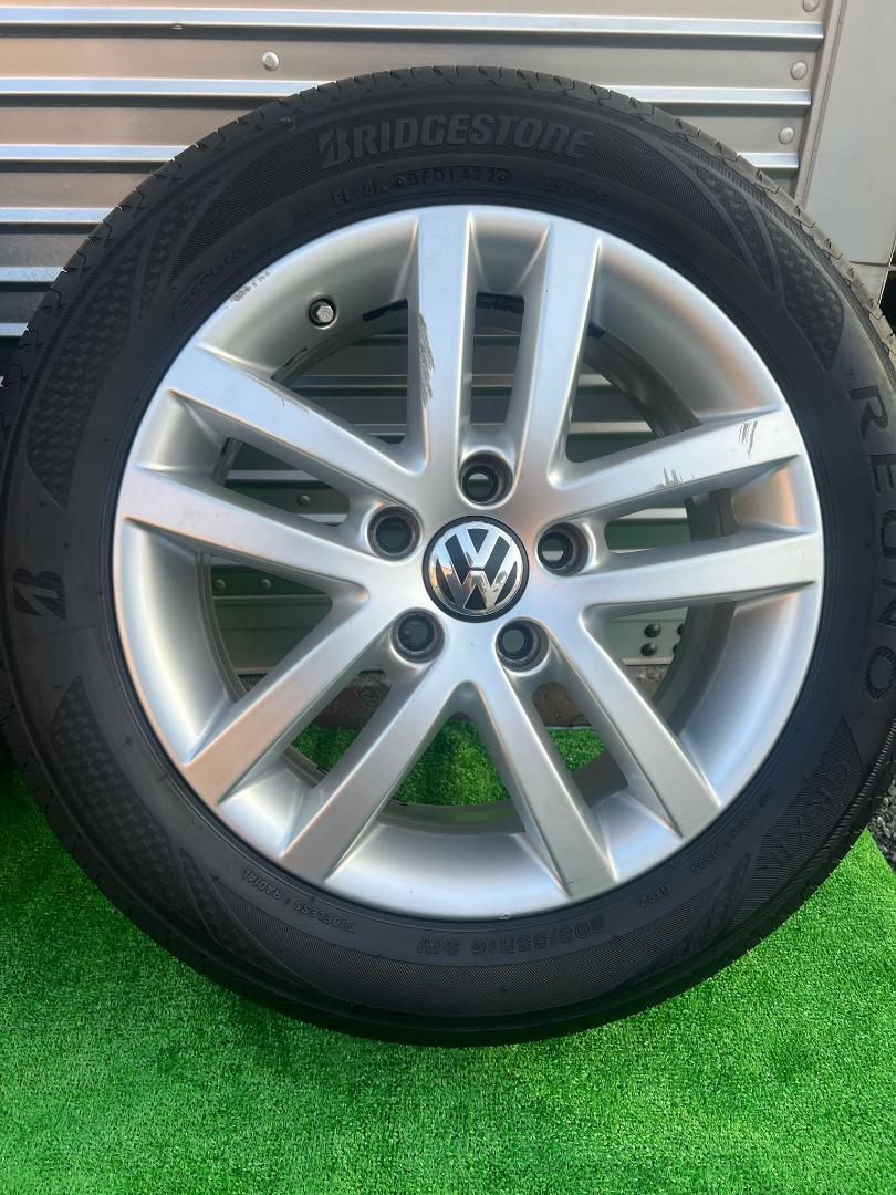 VW16inch 純正ホイール＆ブリヂストン2022 205/55R16タイヤ