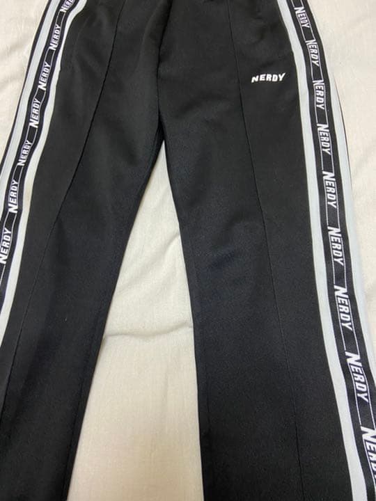 NERDY(パンツのみ) NERDY オレンジ ジャージ Mサイズ パンツのみ 2025