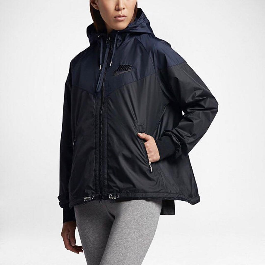 【処分値下】NIKE ウィンドランナー　バックプリーツジャケット　 sacai