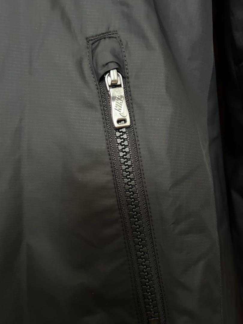 【処分値下】NIKE ウィンドランナー　バックプリーツジャケット　 sacai