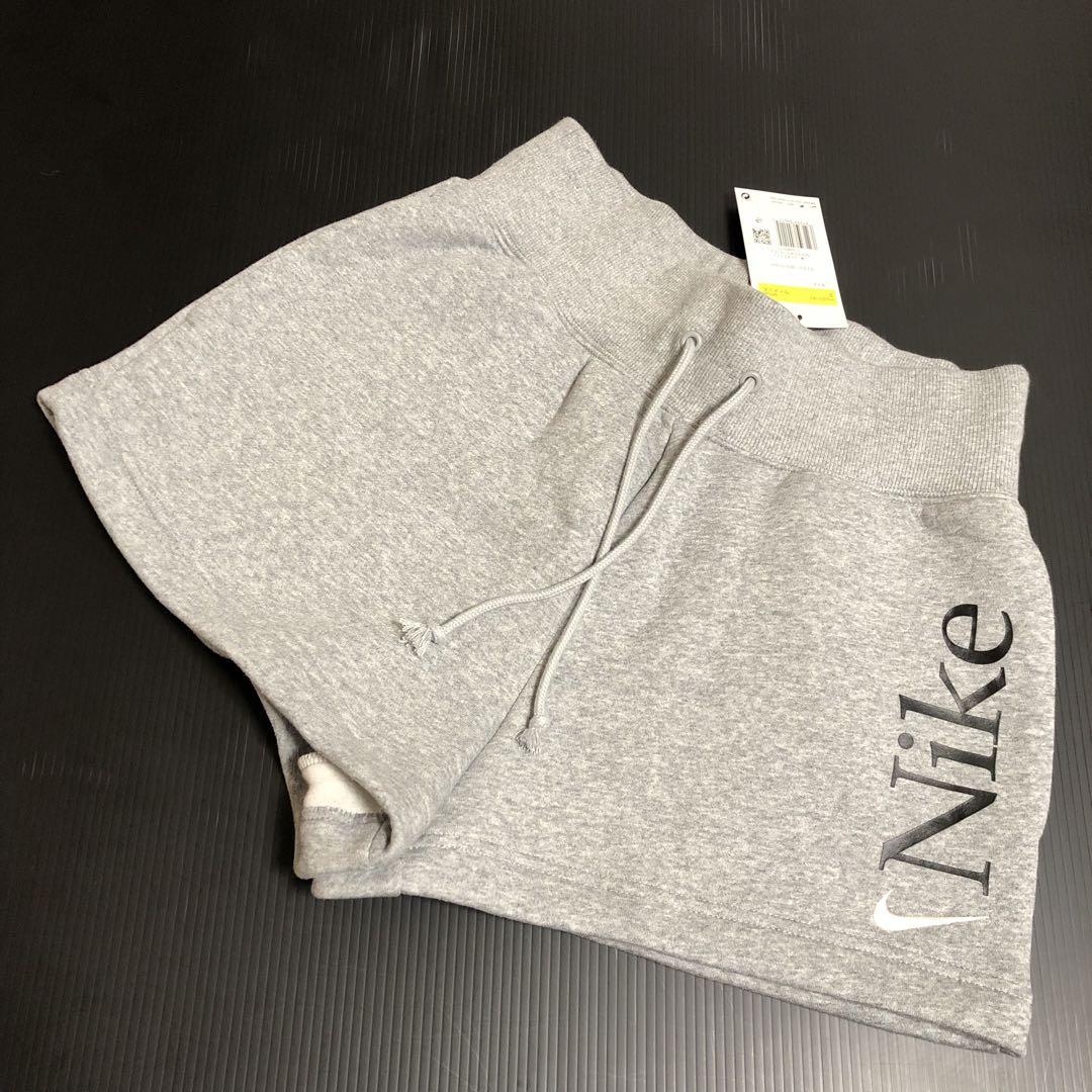 新品タグ付き　ナイキ　ショートパンツ　スウェット生地　裏起毛　グレー　S