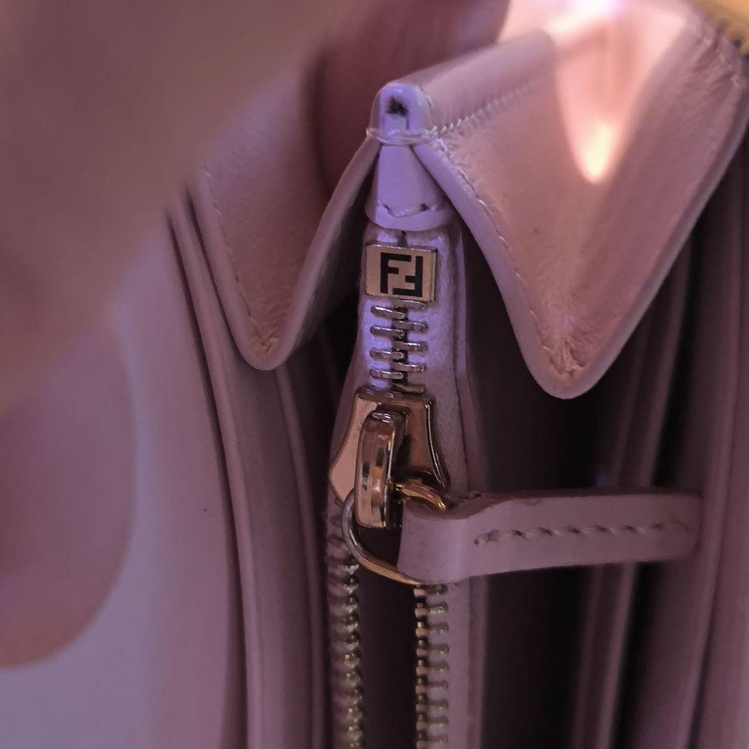 値下げ　FENDI　フェンディ　エフイズ　長財布