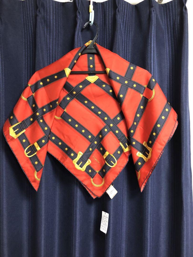 yonah　未使用VERSACEヴェルサーチシルク スカーフ