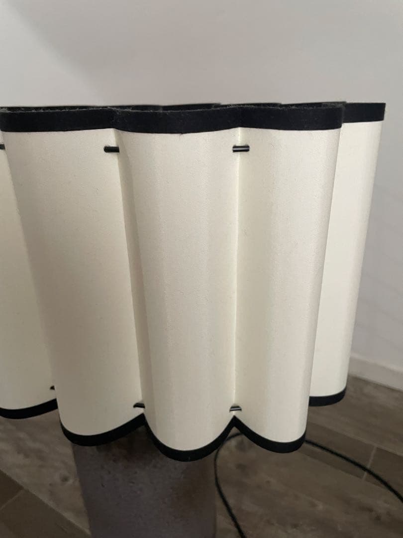 Beatrice LAVAL モニア・テーブルランプ ブランドジュリエさん購入