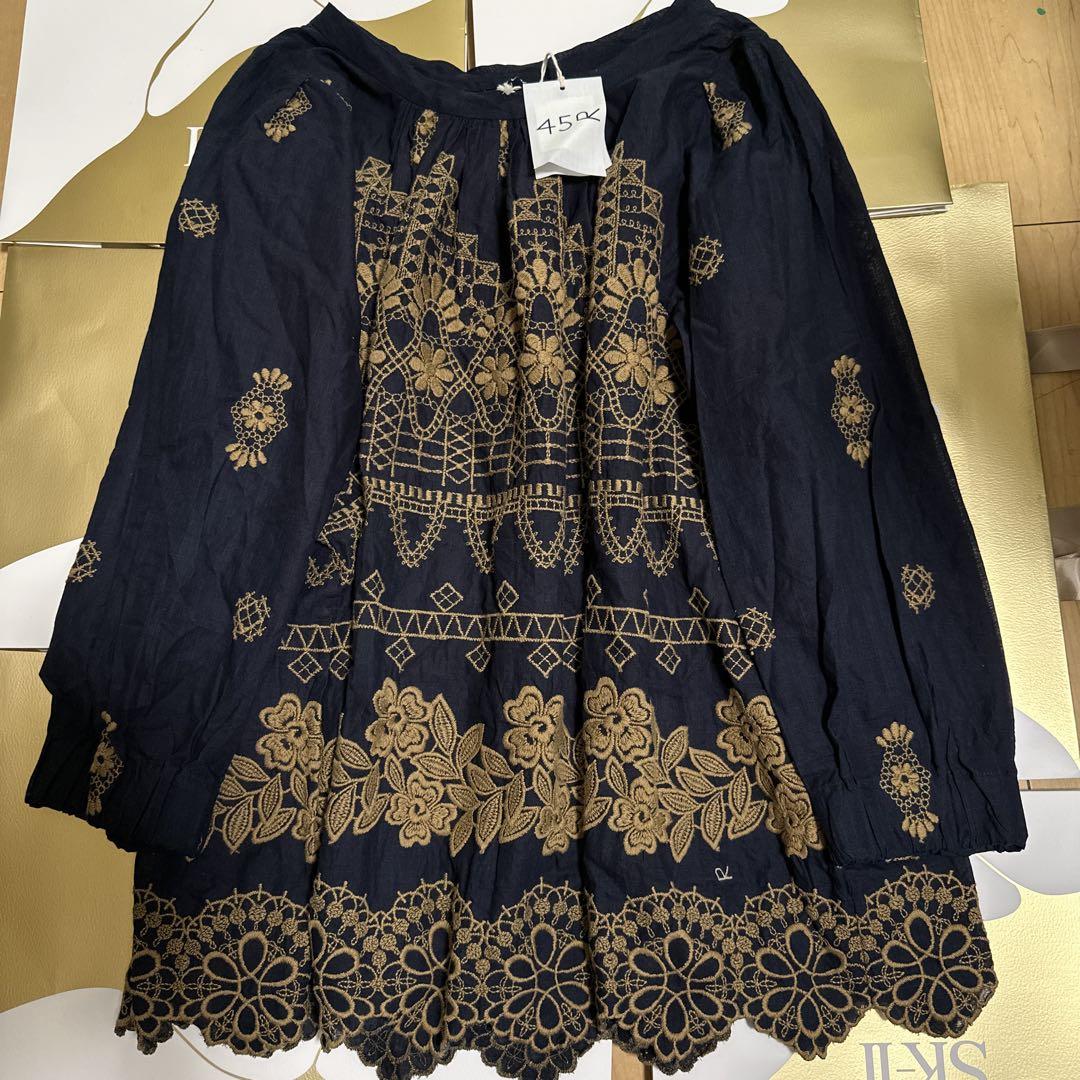45R　度甘平刺繍ブラウス（インディゴ新品未使用