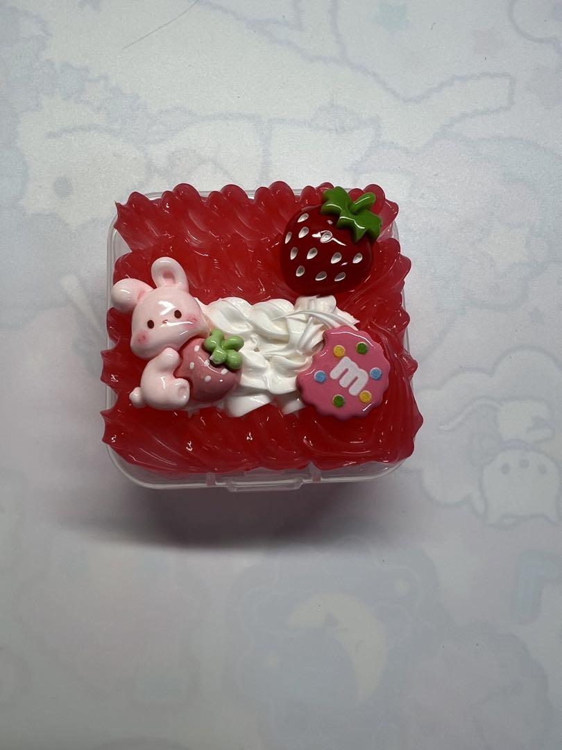 ホイップデコ 小物ケース うさぎ いちご - メルカリ