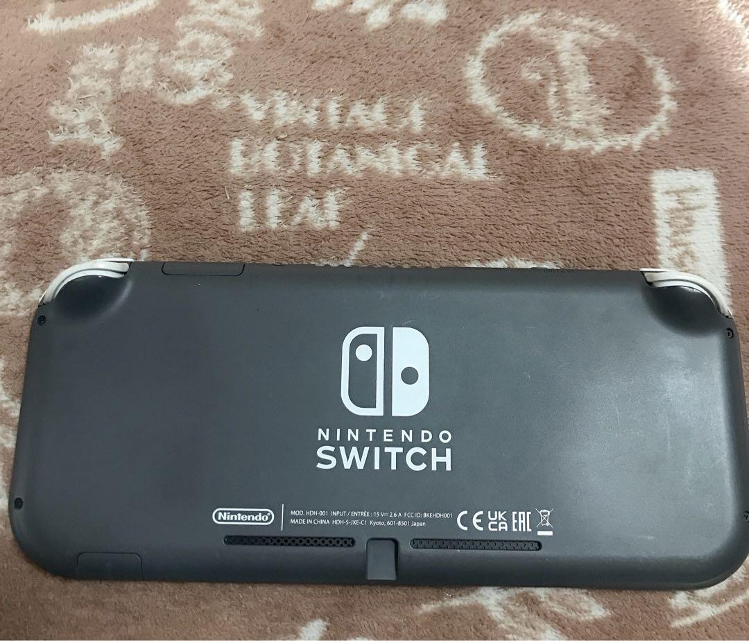 ニンテンドースウィッチ　ジャンク　switchライト　本体　ジャンク品