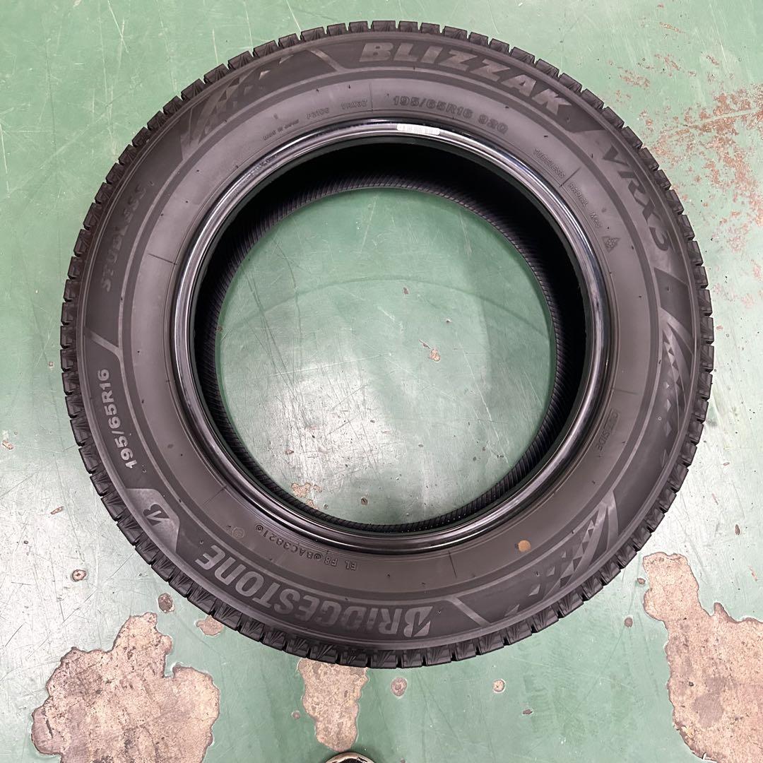中古スタッドレス195/65R16ブリザック4本セット ロッキー、ライズ用