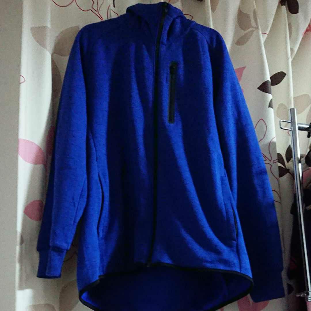 メルカリ ユニクロ Uniqlo スポーツ フードパーカー メンズ Xl ユニクロ 2 999 中古や未使用のフリマ メルカリ ユニクロ Uniqlo スポーツ フードパーカー メンズ Xl ユニクロ 2 999 中古や未使用のフリマ