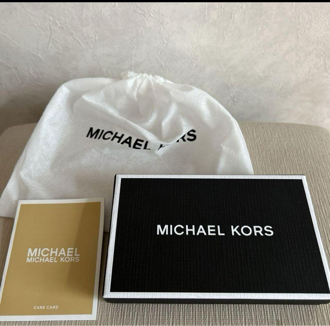マイケルコース　レザージップウォレット　新品！