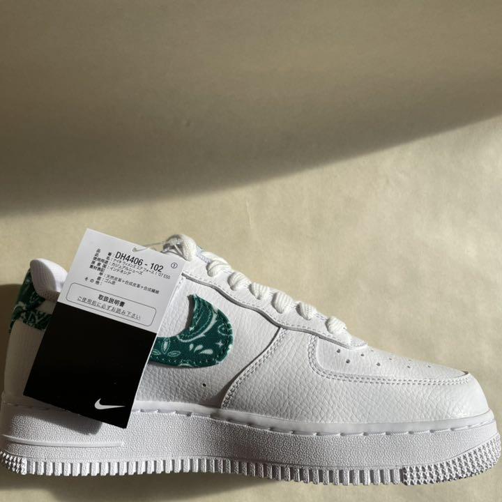 低価国産 NIKE ナイキ エアフォース1 Air Force 1 ペイズリー25.5 6MygH-m51706105170 再入荷特価
