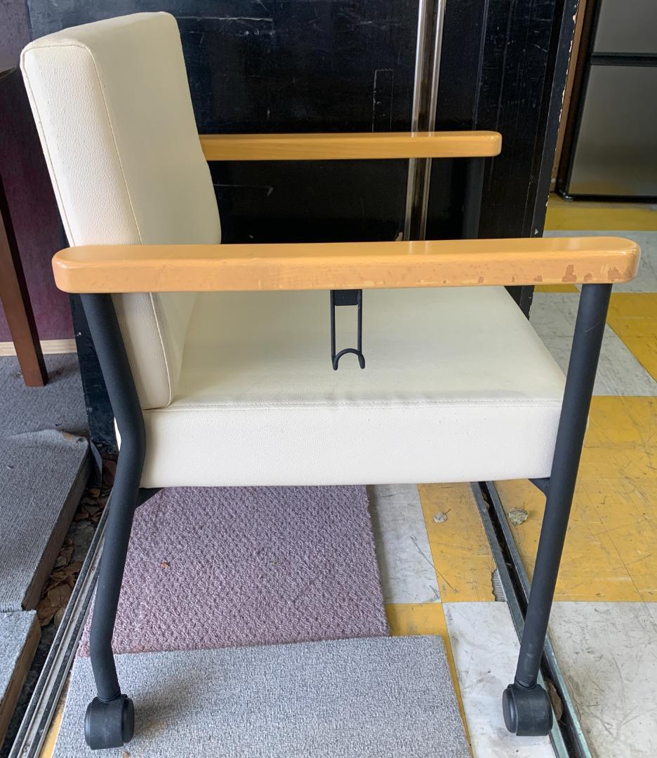 ミーティングチェア ソフィディアやや傷や汚れあり