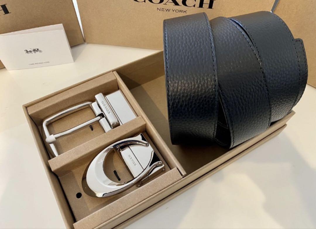 コーチ　新品　リバーシブル　シンプル　ブラックxブラウン　専用BOX付 コーチ 新品 リバーシブル シンプル ブラックxブラウン 専用BOX