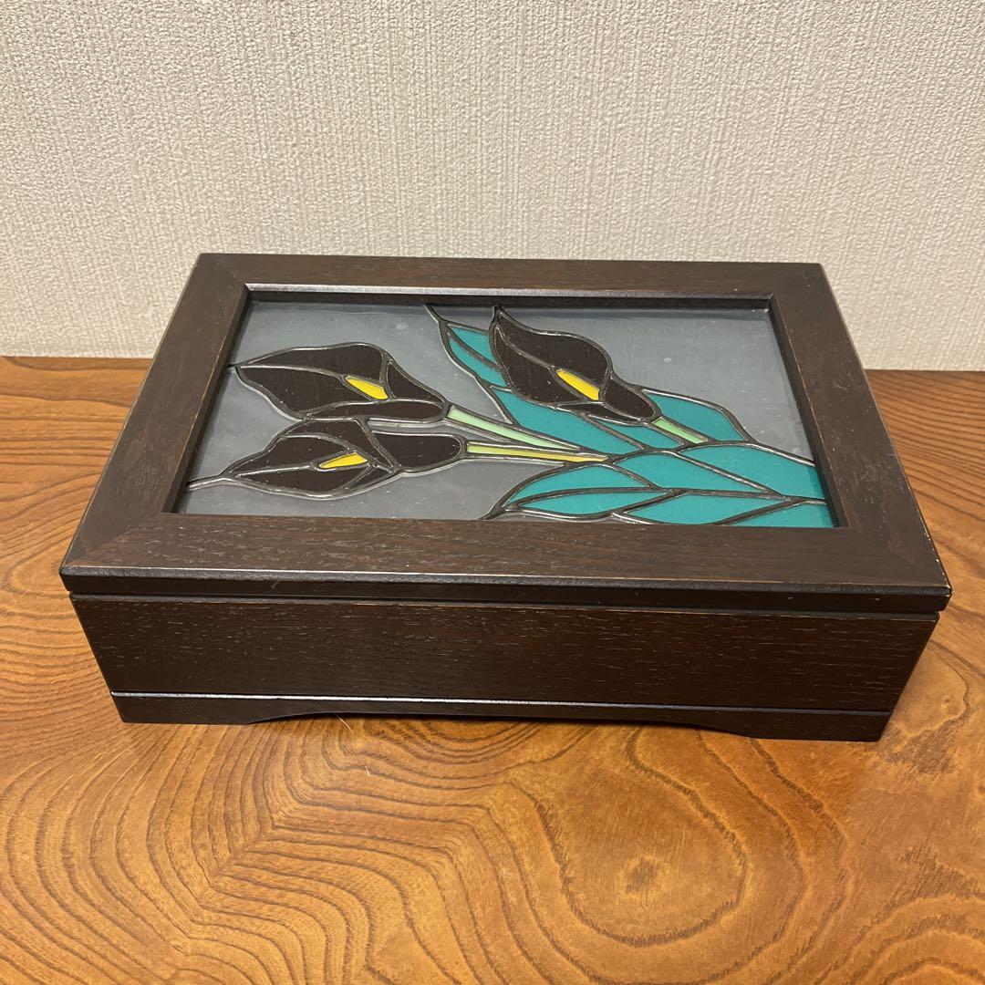 ジュエリーボックス