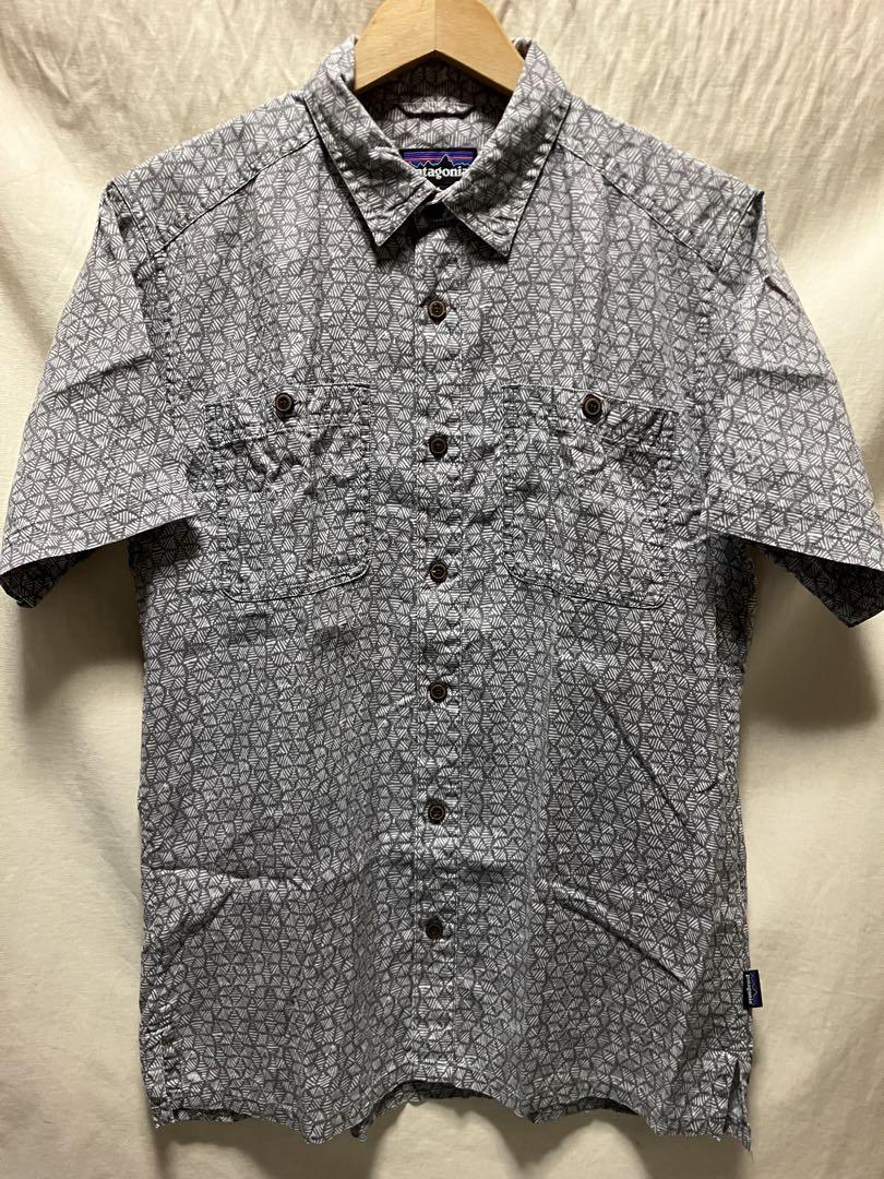 美品 patagonia バックステップ シャツ S SP18 小紋 モノグラム