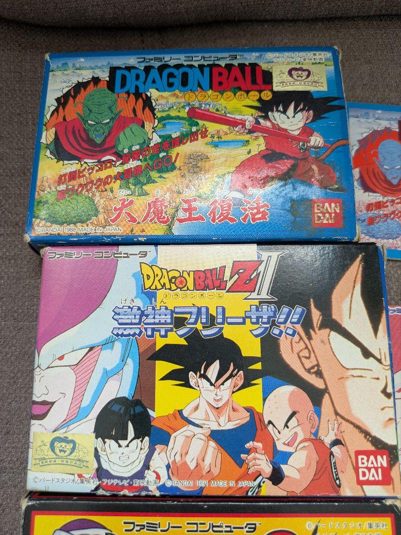 ドラゴンボール ファミコンカセット型フィギュア 美品 ドラゴンボールZカセット型フィギュア付トリプルキーホルダー
