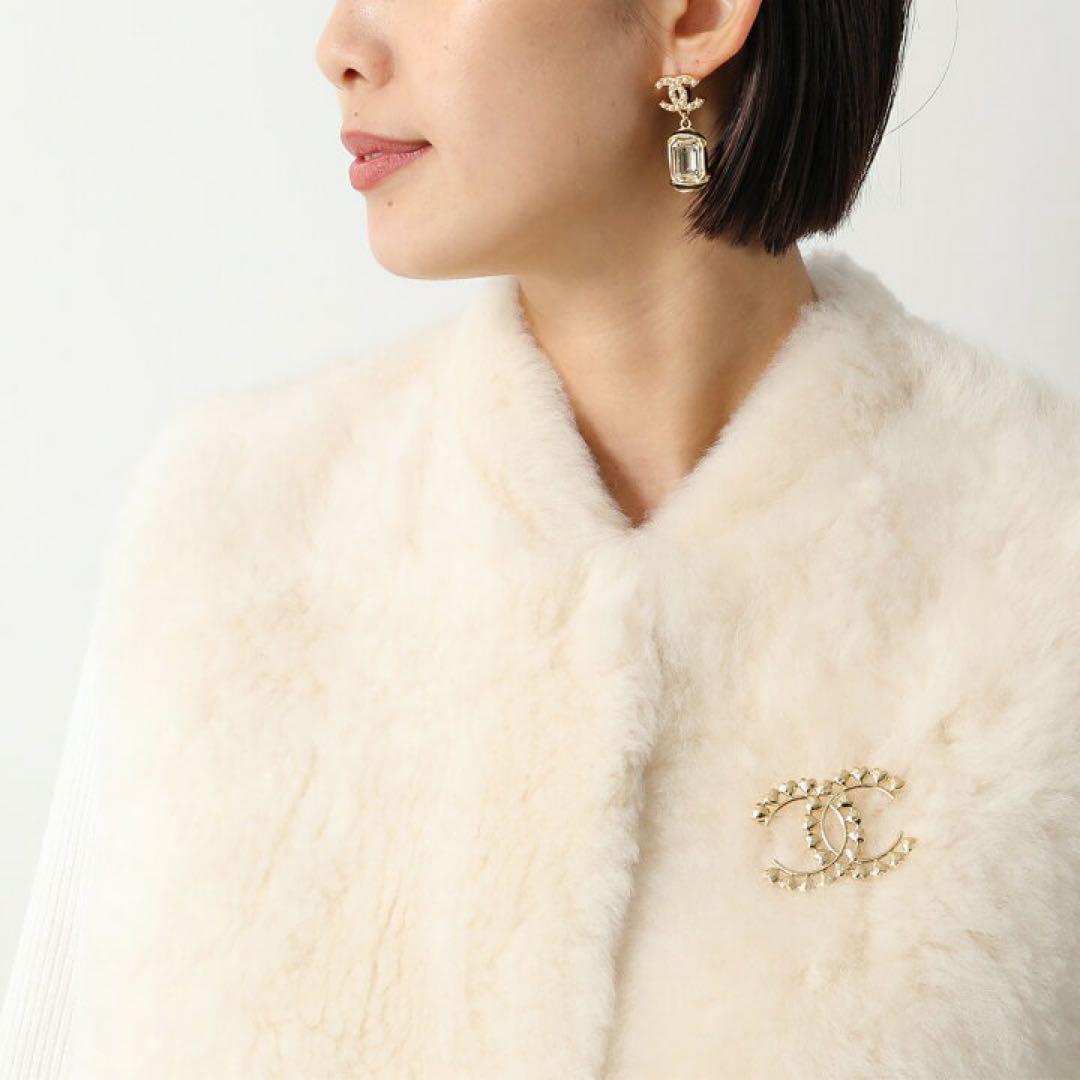 シャネル　ピンク　パール　ピアス CHANEL シャネル フープピアス ココマークチャーム 蛍光ピンク