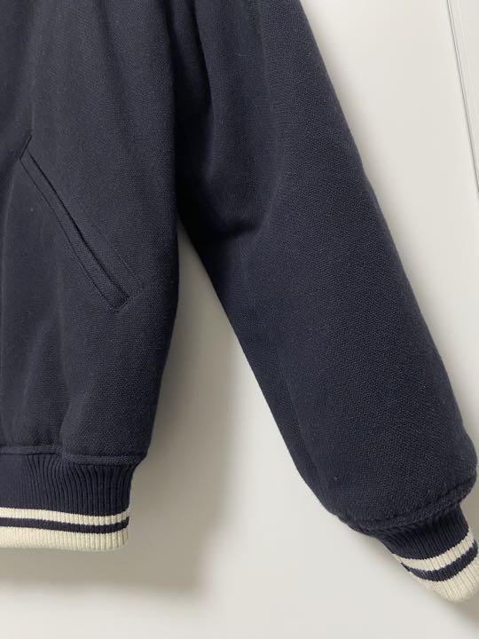 .C. アーペーセーのスタジャン ネイビー 美品
