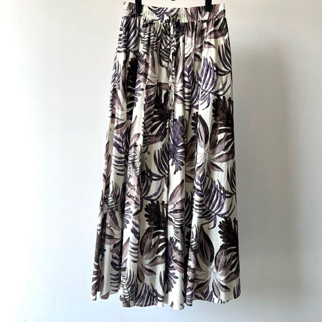 ♦︎新品♦︎CYNICAL♦︎プリントスカート♦︎ボタニカルプリント♦︎グレーパープル♦︎ ♦︎新品♦︎CYNICAL♦︎プリントスカート♦︎ボタニカルプリント♦︎グレーパープル♦︎