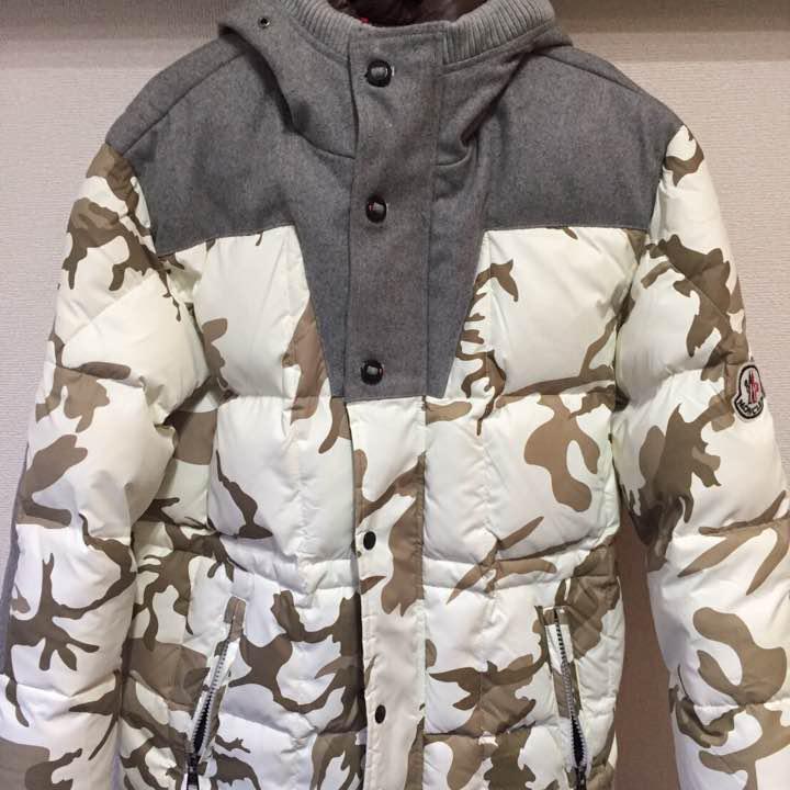 MONCLER