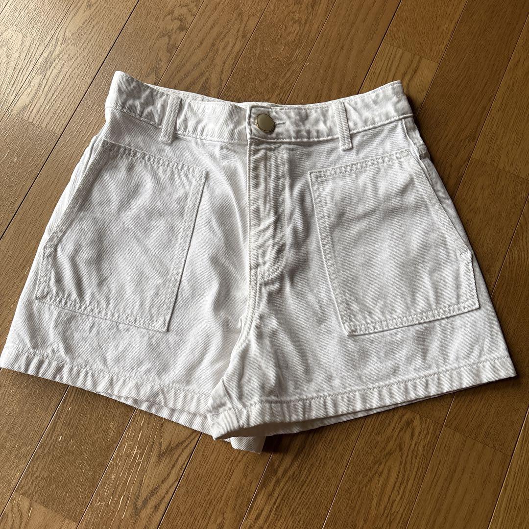 ホワイト ショートパンツ フロントポケット付き ZARA - メルカリ