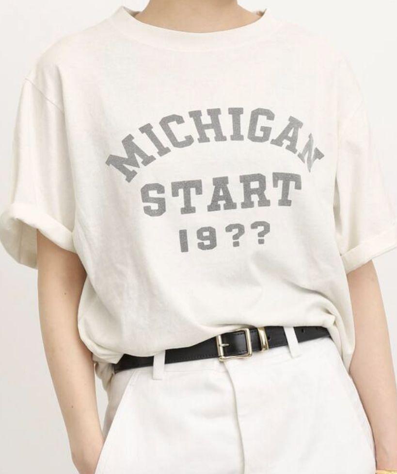 アパルトモン⭐︎レミリーフ　high schoolTシャツ アパルトモン レミリーフティシャツ