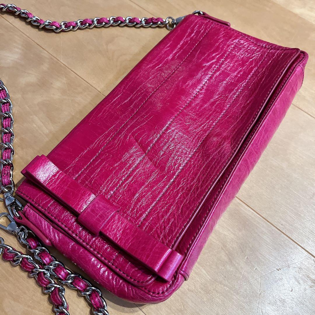 パーティーバッグ ピンク チェーンストラップ付き パーティーバッグ ピンク チェーンストラップ付き