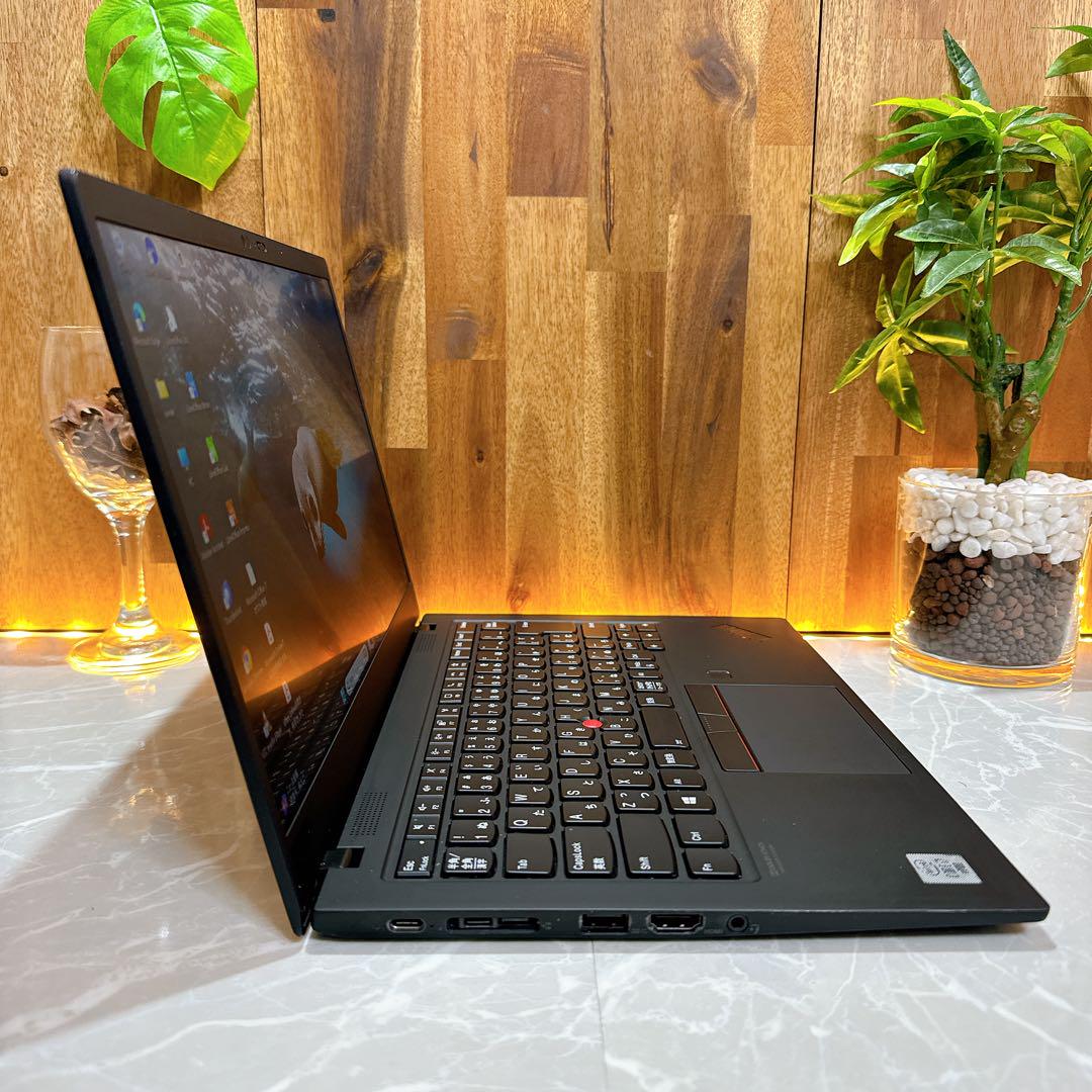 i7