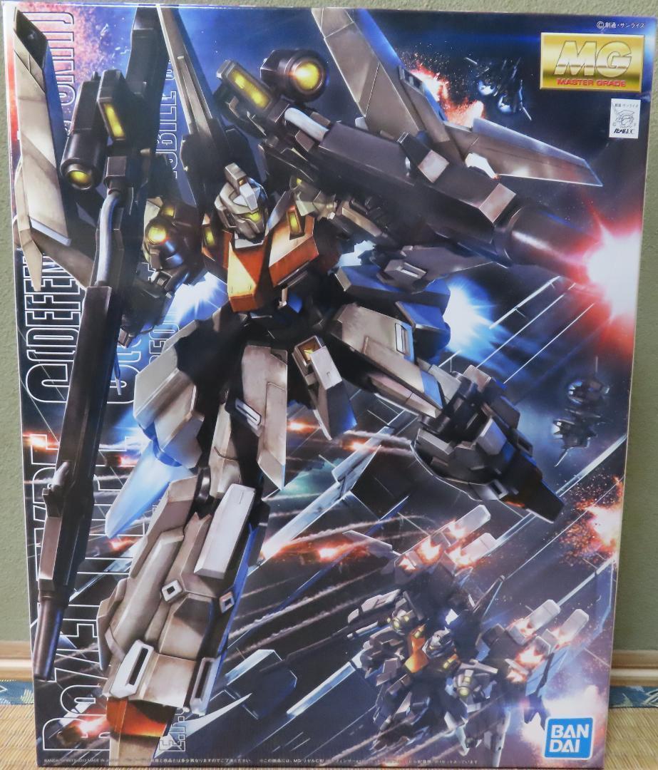 MG 1/100リゼル 隊長機 MG リゼルC型 ゼネラル・レビル配備機