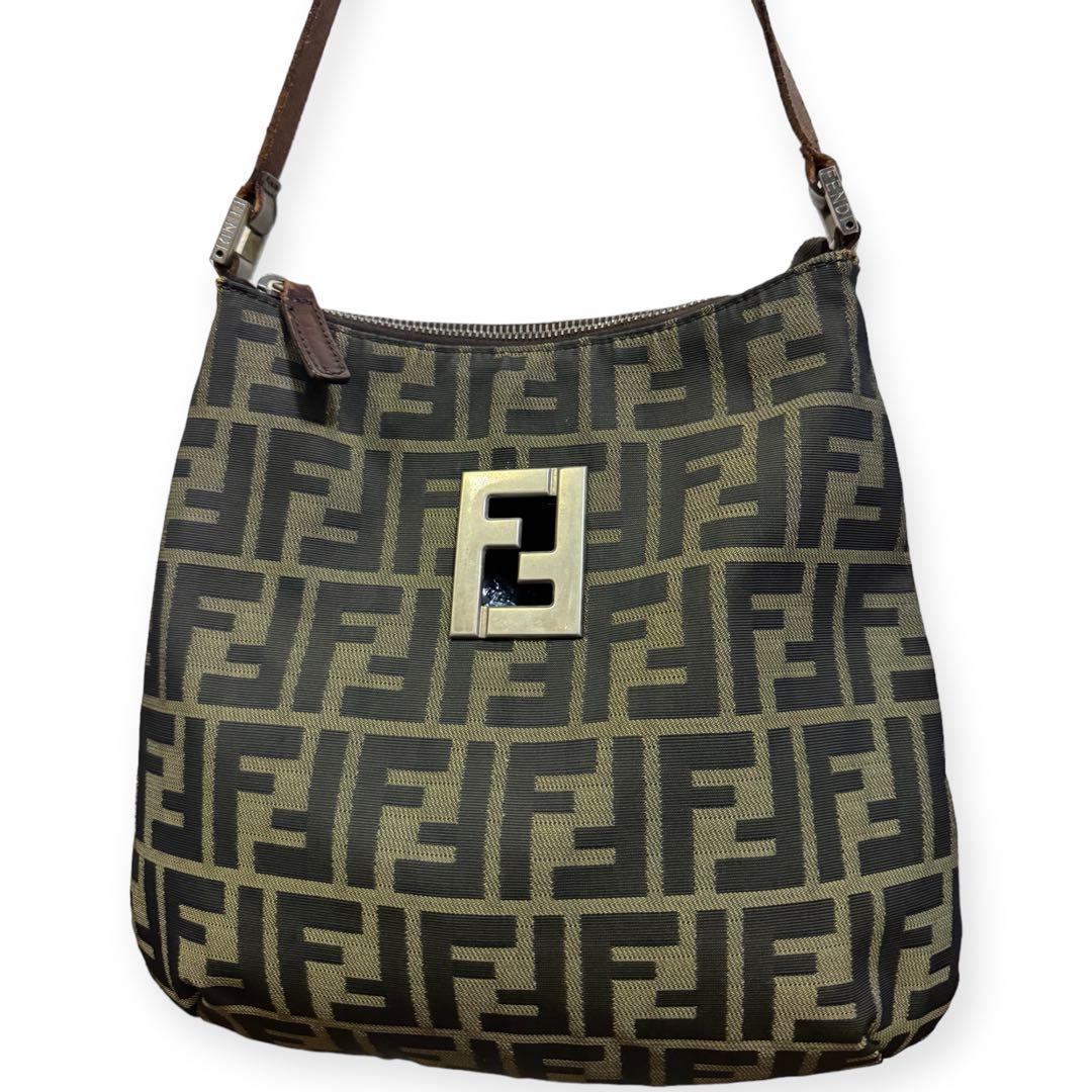 FENDI イタリア製 ロゴ金具 ズッカワンショルダーバッグ ナイロンキャンバス 画像1
