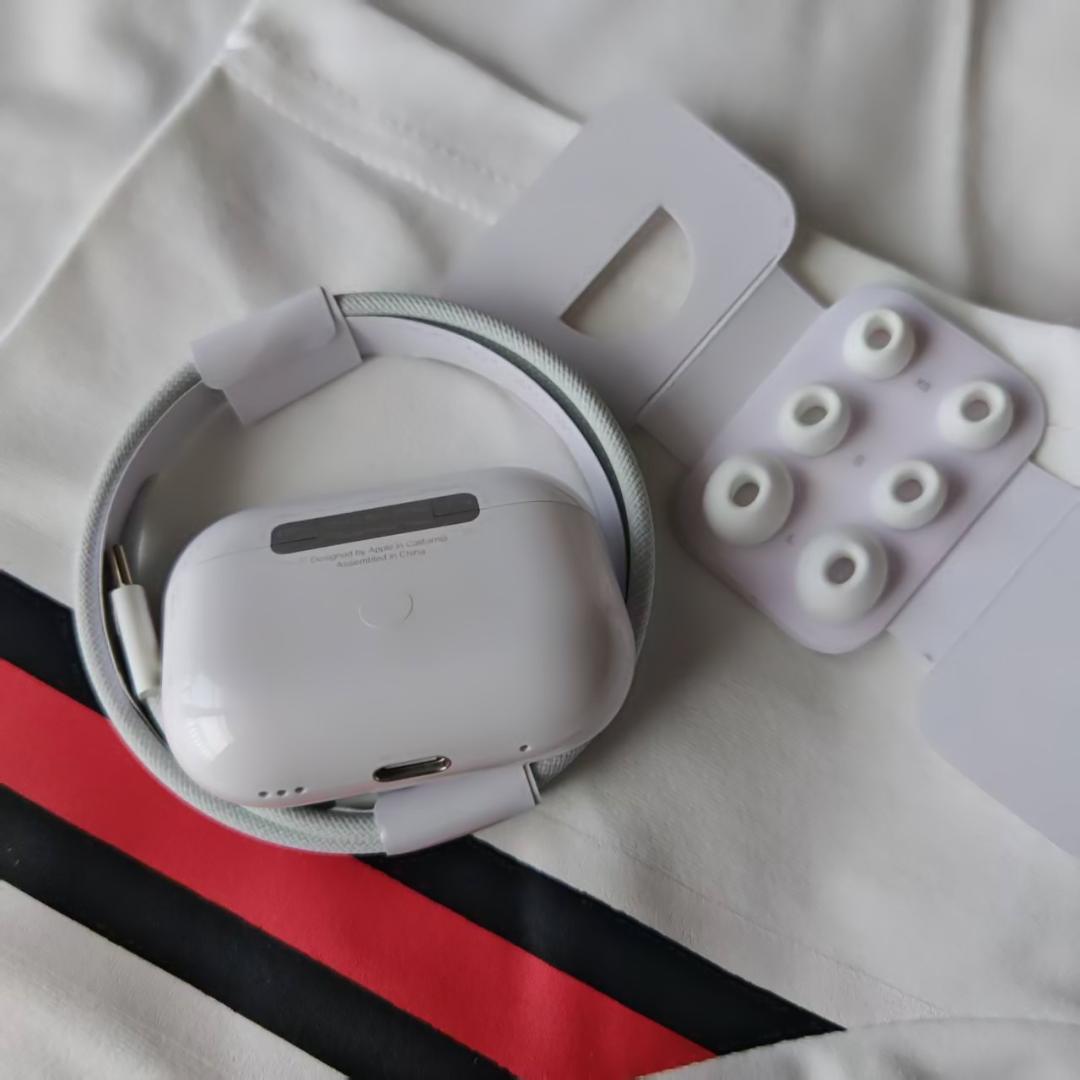 【美品】 AirPods Pro 第2世代 USB-C