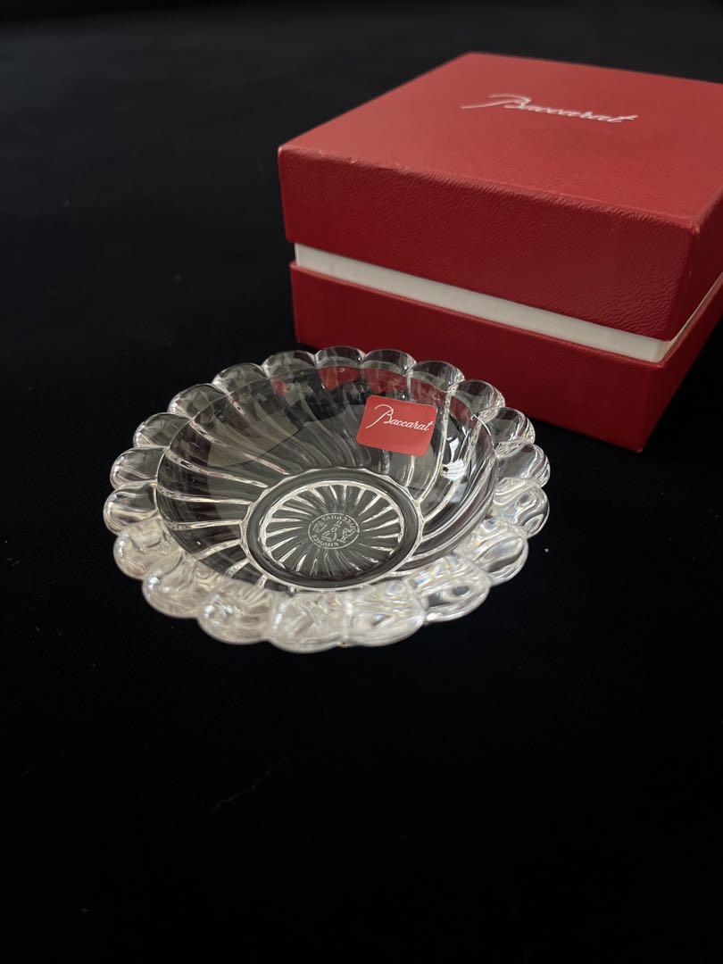 【希少•新品】オールドバカラ「ペタル」シリーズ箱・冊子付 希少•新品】オールドバカラ「ペタル」シリーズ箱・冊子付 工芸品