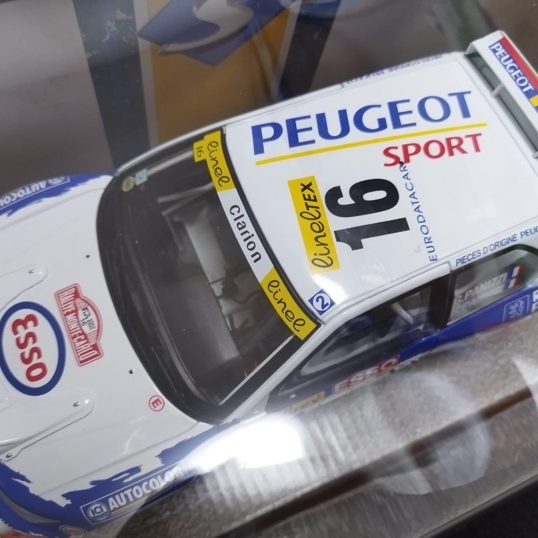 ミニカー 1/18 PEUGEOT 306 MAXI  solido
