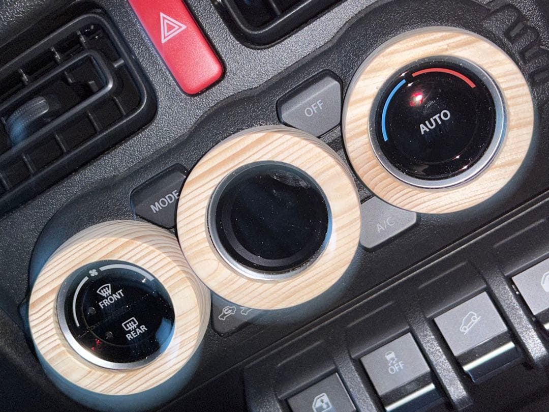 新型ジムニー シエラ　松　DIY 素材エアコンダイヤルリング jb64 jb74