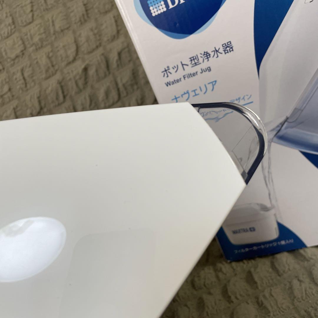 ブリタ 浄水 ポット 1.3L ナヴェリア ホワイトメモ ポット型 浄水器
