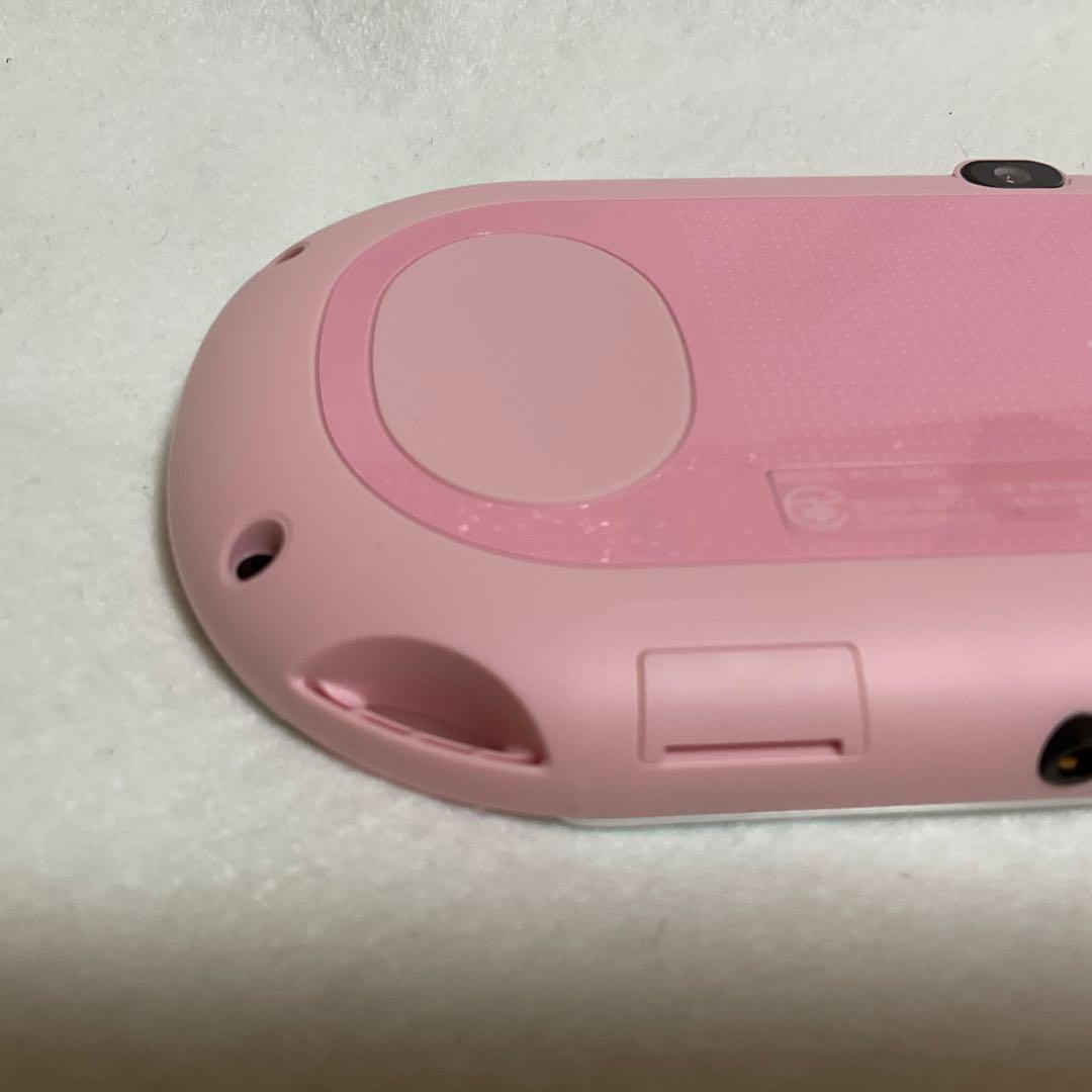 PS Vita（PCH-2000シリーズ）Wi-Fiモデル ライトピンクホワイト