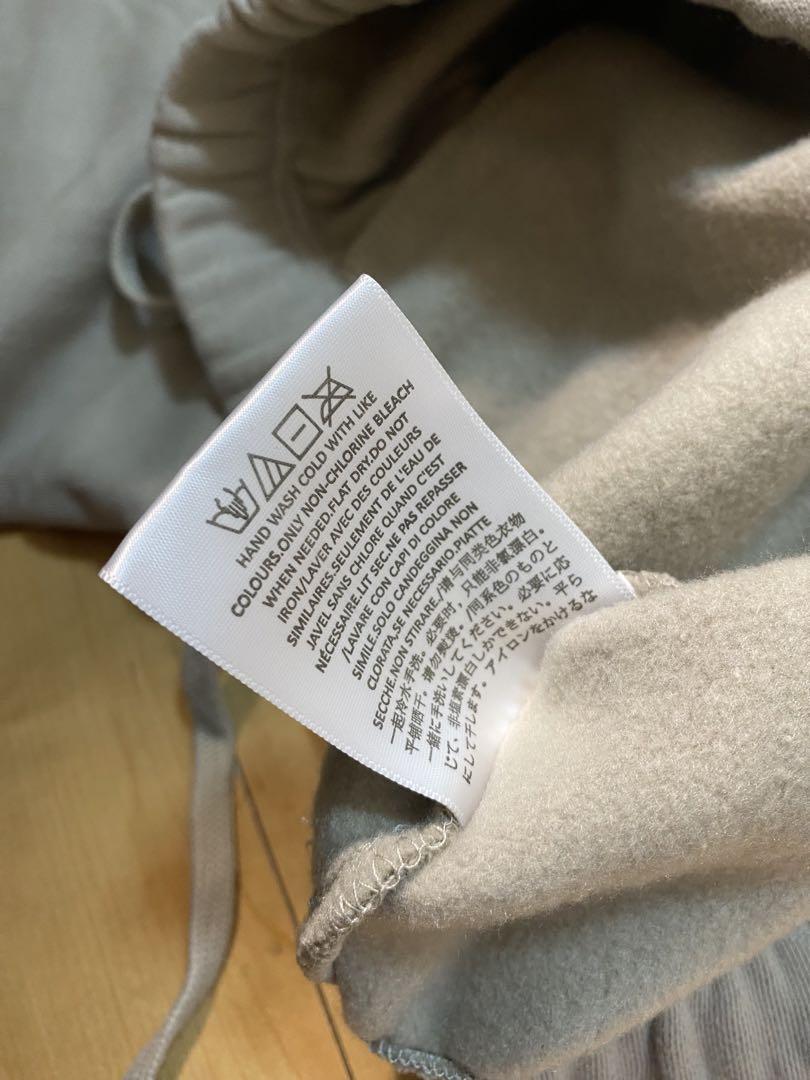 確実正規品　ESSENTIALS セットアップ