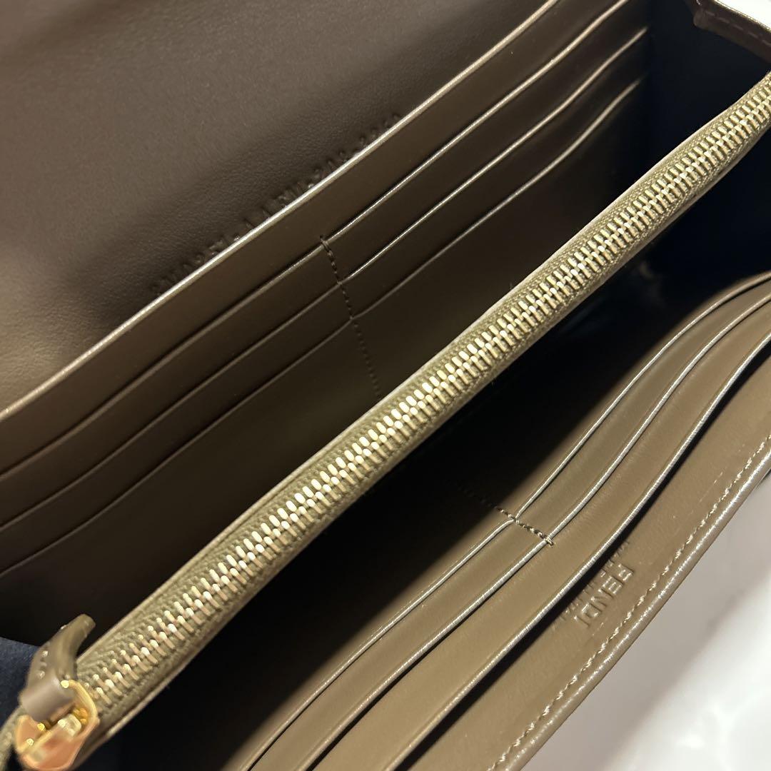FENDI 現行 長財布 エフ イズ フェンディ