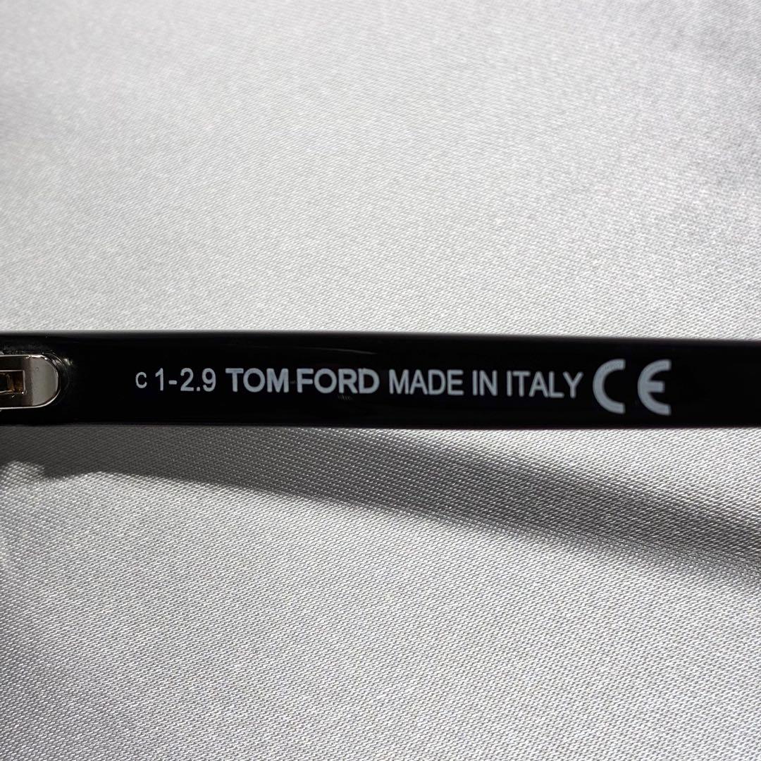Maxim TF787-F キャットアイ トムフォード サングラス 黒縁