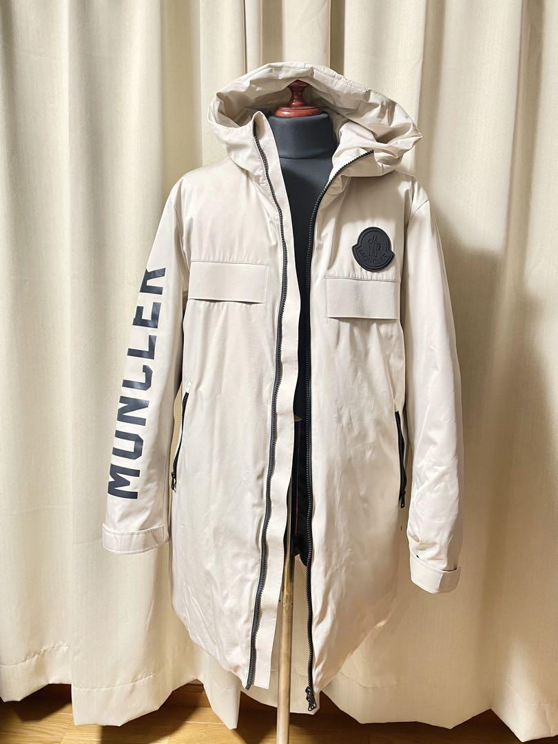 MONCLER オフホワイトダウンジャケット