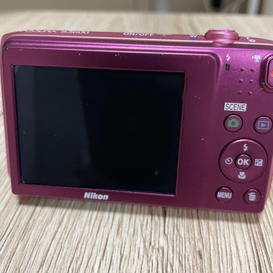 Nikon COOLPIX ピンク 8倍光学ズーム