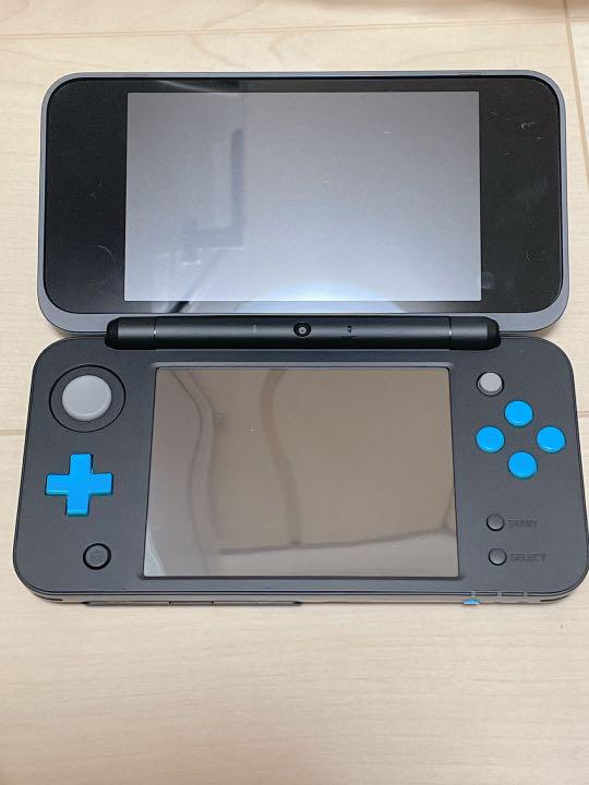 値頃 Newニンテンドー2DS LL ブラック×ターコイズ 本体 箱 ケース付き