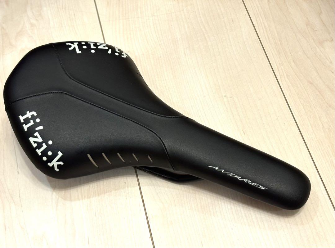 美品 fi'zi:k ANTARES R7 フィジーク アンタレス サドル
